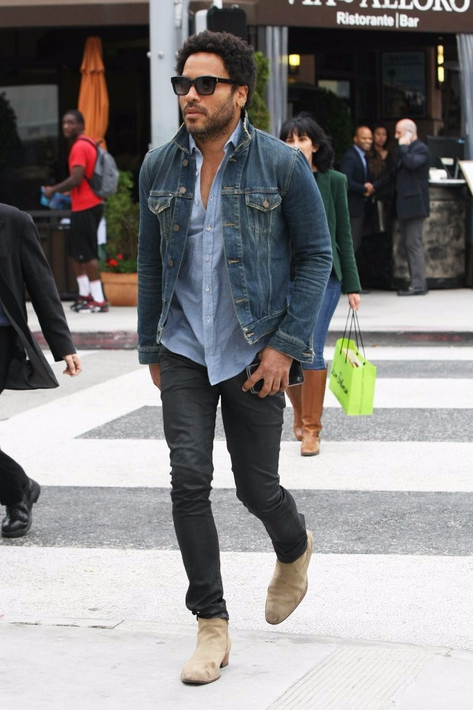 Pickture - Lenny Kravitz sort de chez son producteur à Beverly Hills, Californie, le 2